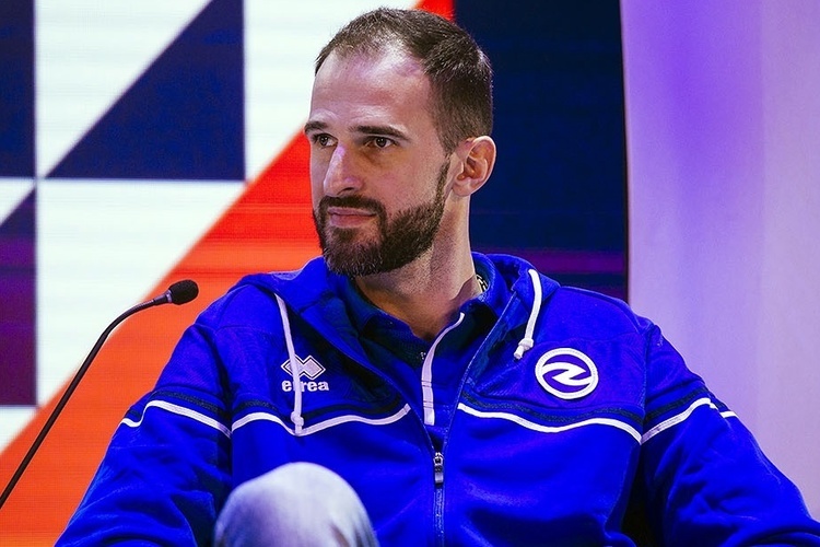 Александр Волков волейболист