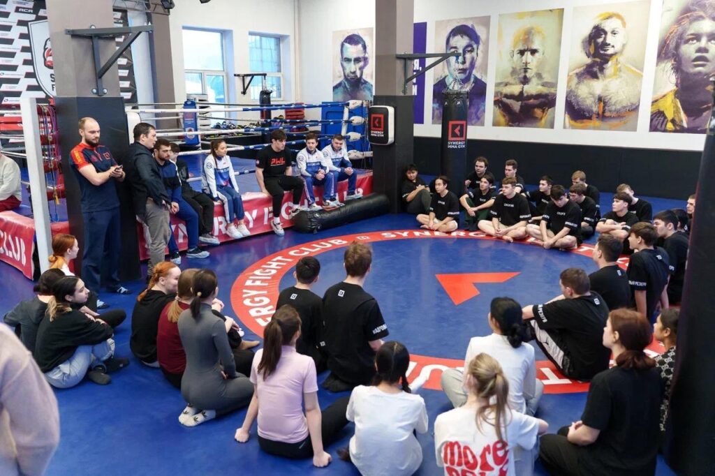 выпуск программы «Боевая зарядка»