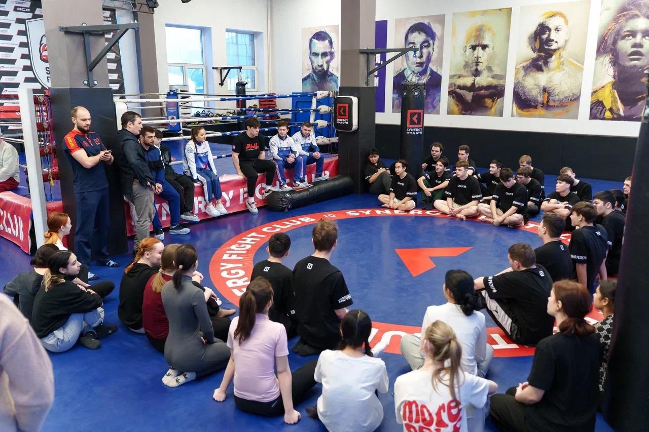 выпуск программы «Боевая зарядка»